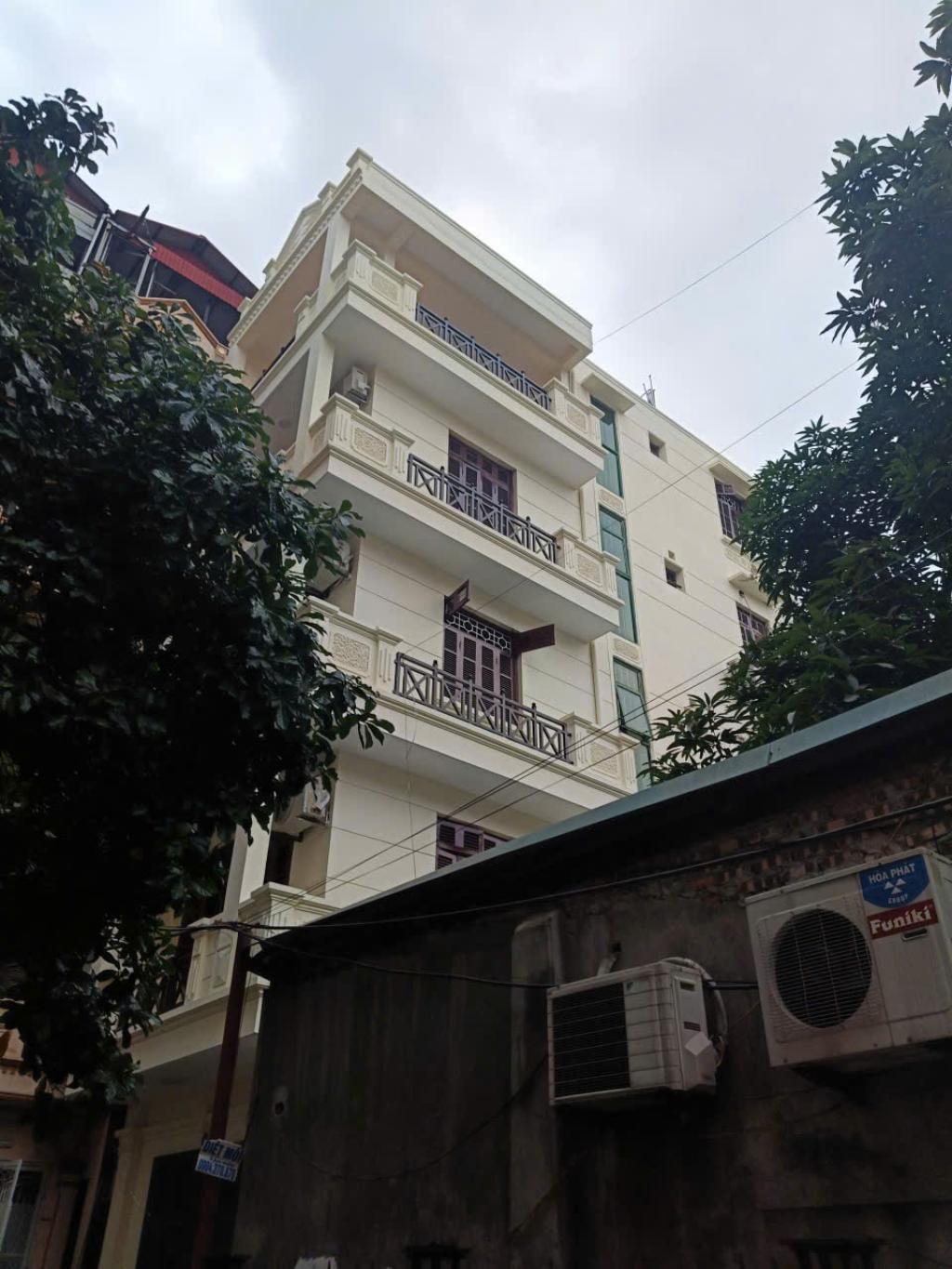 Bán nhà Nguyễn Thị Định - diện tích 69m2 5 tầng - Ô TÔ TRÁNH - giá 31,5 tỷ