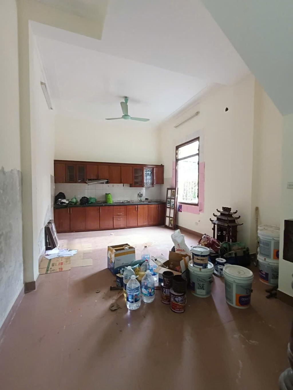 Bán nhà Nguyễn Thị Định - diện tích 69m2 5 tầng - Ô TÔ TRÁNH - giá 31,5 tỷ