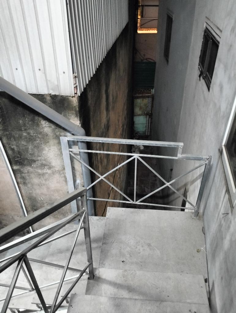 Bán nhà Minh Khai - diện tích 57m2 3 tầng - Mặt phố kinh doanh đỉnh - giá 25 tỷ