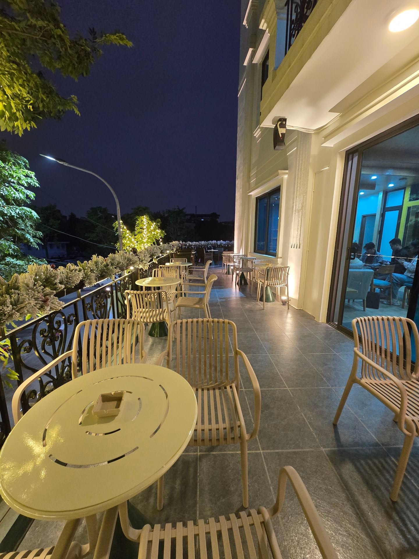 Bán nhà KĐT Đại Kim - diện tích 138.7m2 5 tầng - Lô góc 2 mặt thoáng - giá 74,5 tỷ