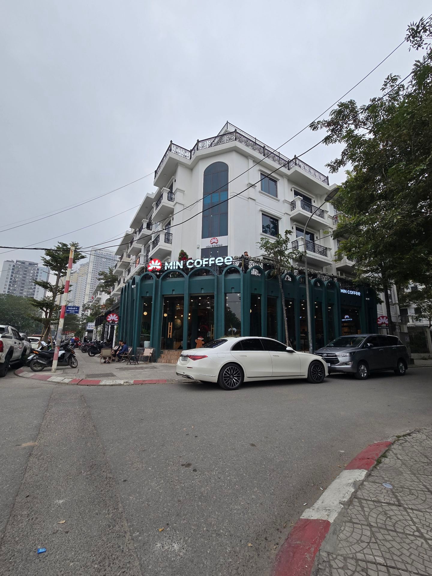 Bán nhà KĐT Đại Kim - diện tích 138.7m2 5 tầng - Lô góc 2 mặt thoáng - giá 74,5 tỷ