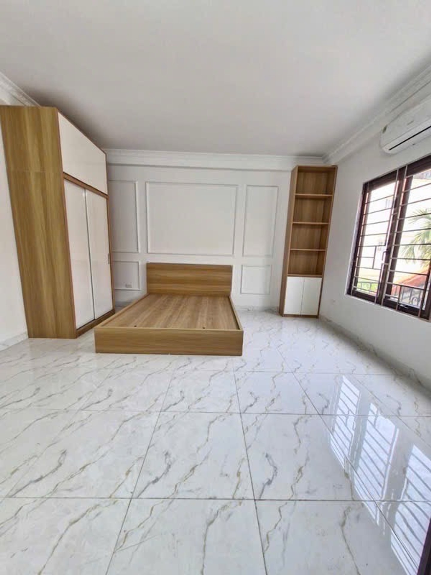 Bán nhà Phố Đại Đồng - diện tích 54m2 5 tầng - Ô TÔ GẦN - giá 7,1 tỷ