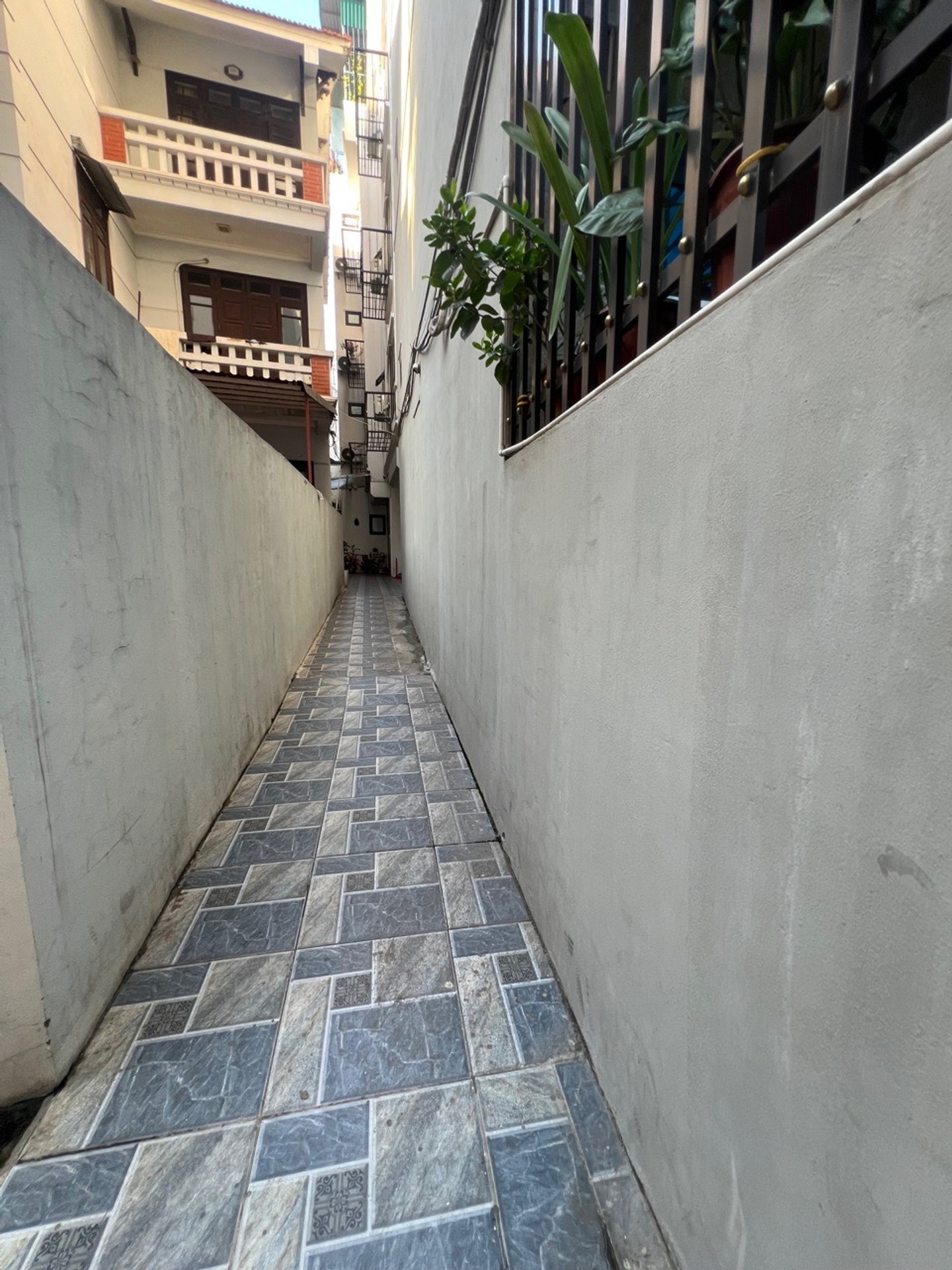Bán nhà Phố Đại Đồng - diện tích 54m2 5 tầng - Ô TÔ GẦN - giá 7,1 tỷ