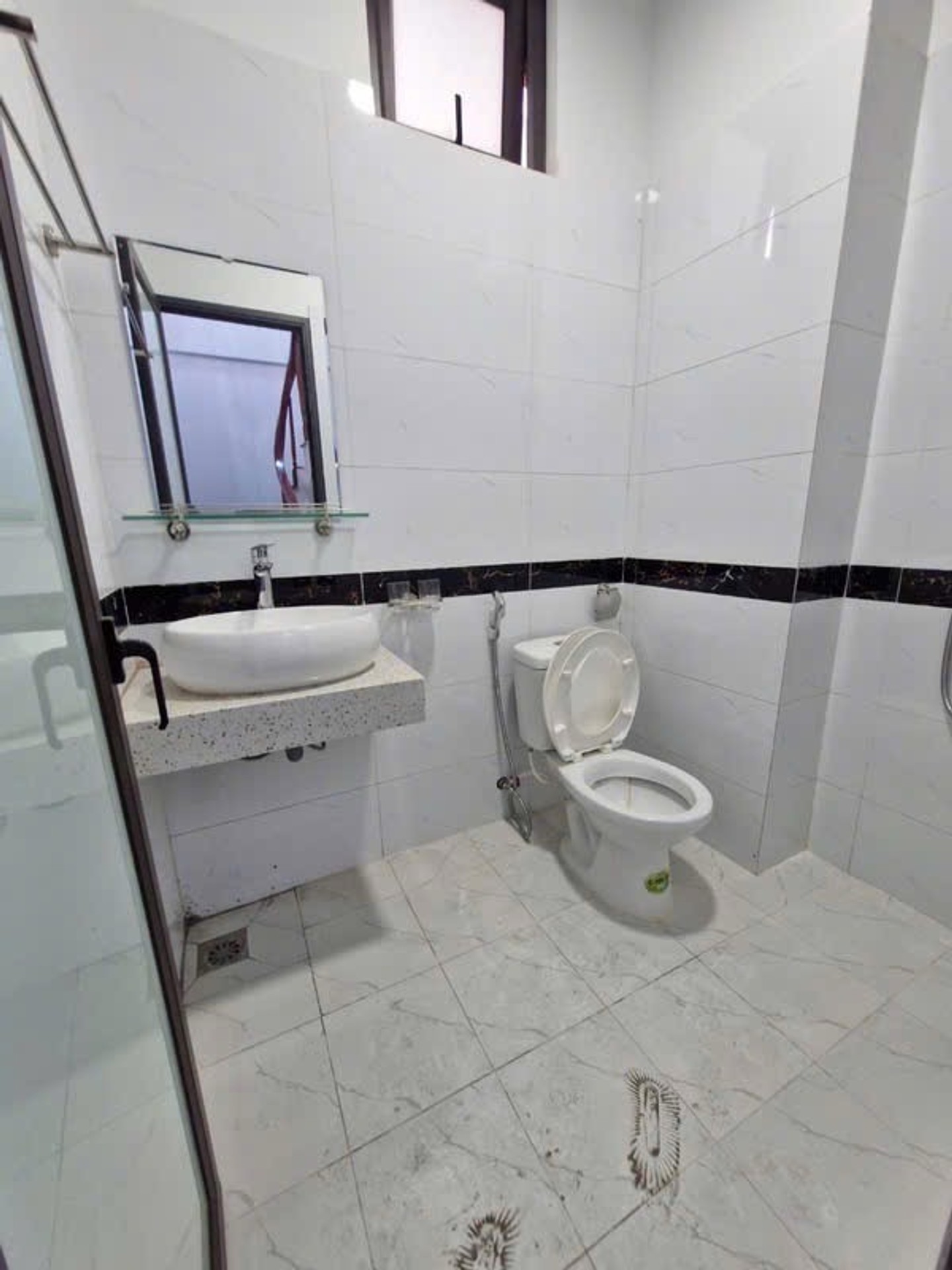 Bán nhà Phố Đại Đồng - diện tích 54m2 5 tầng - Ô TÔ GẦN - giá 7,1 tỷ