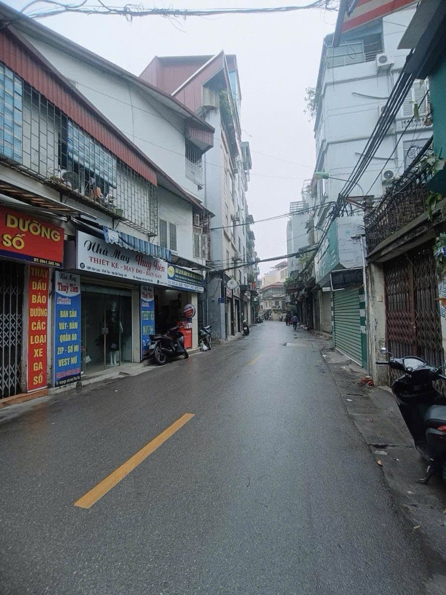 Bán nhà Yên Lạc - diện tích 50m2 2 tầng - nhà đẹp full nội thất - giá 4,6 tỷ