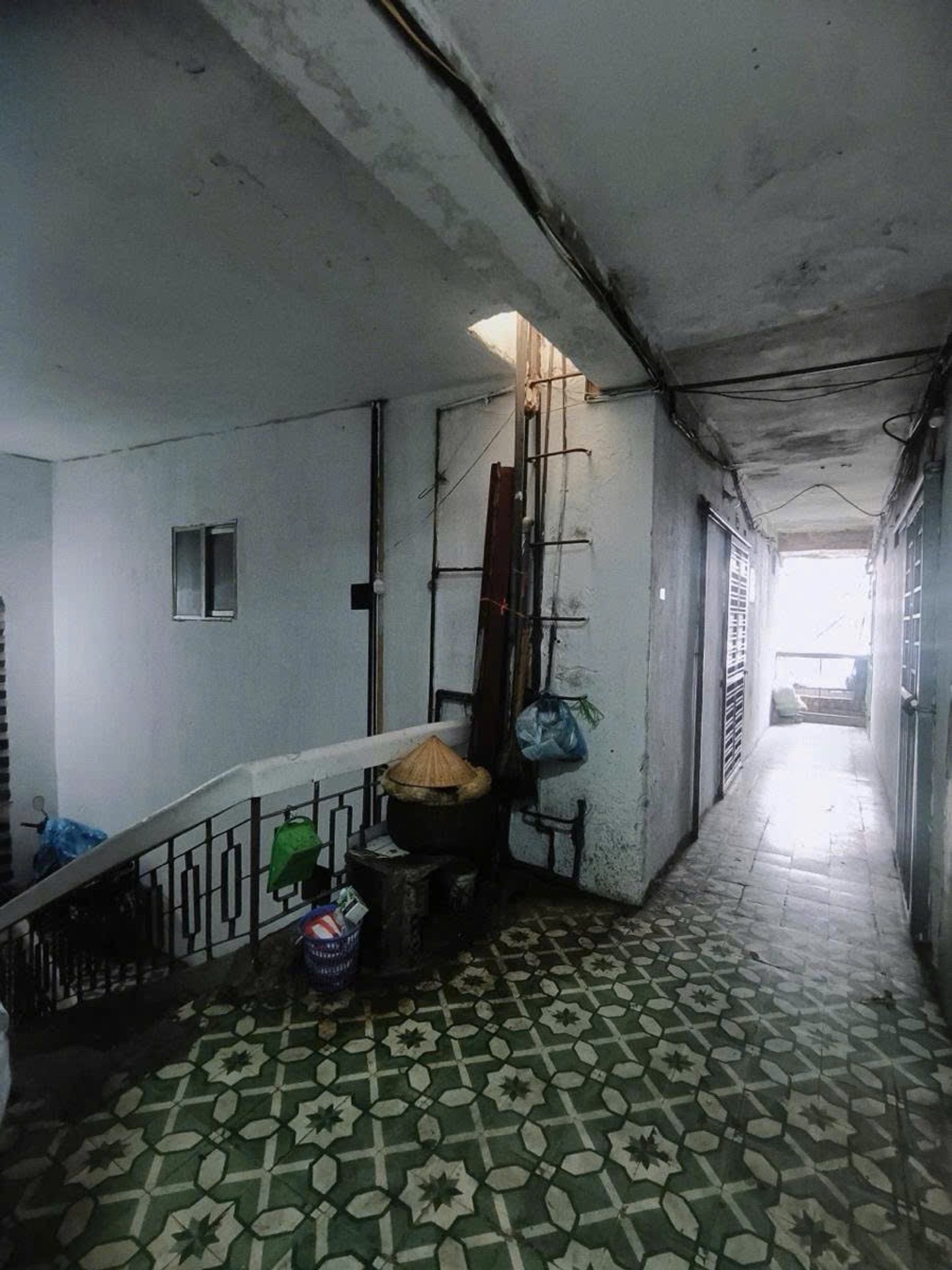 Bán nhà Yên Lạc - diện tích 50m2 2 tầng - nhà đẹp full nội thất - giá 4,6 tỷ