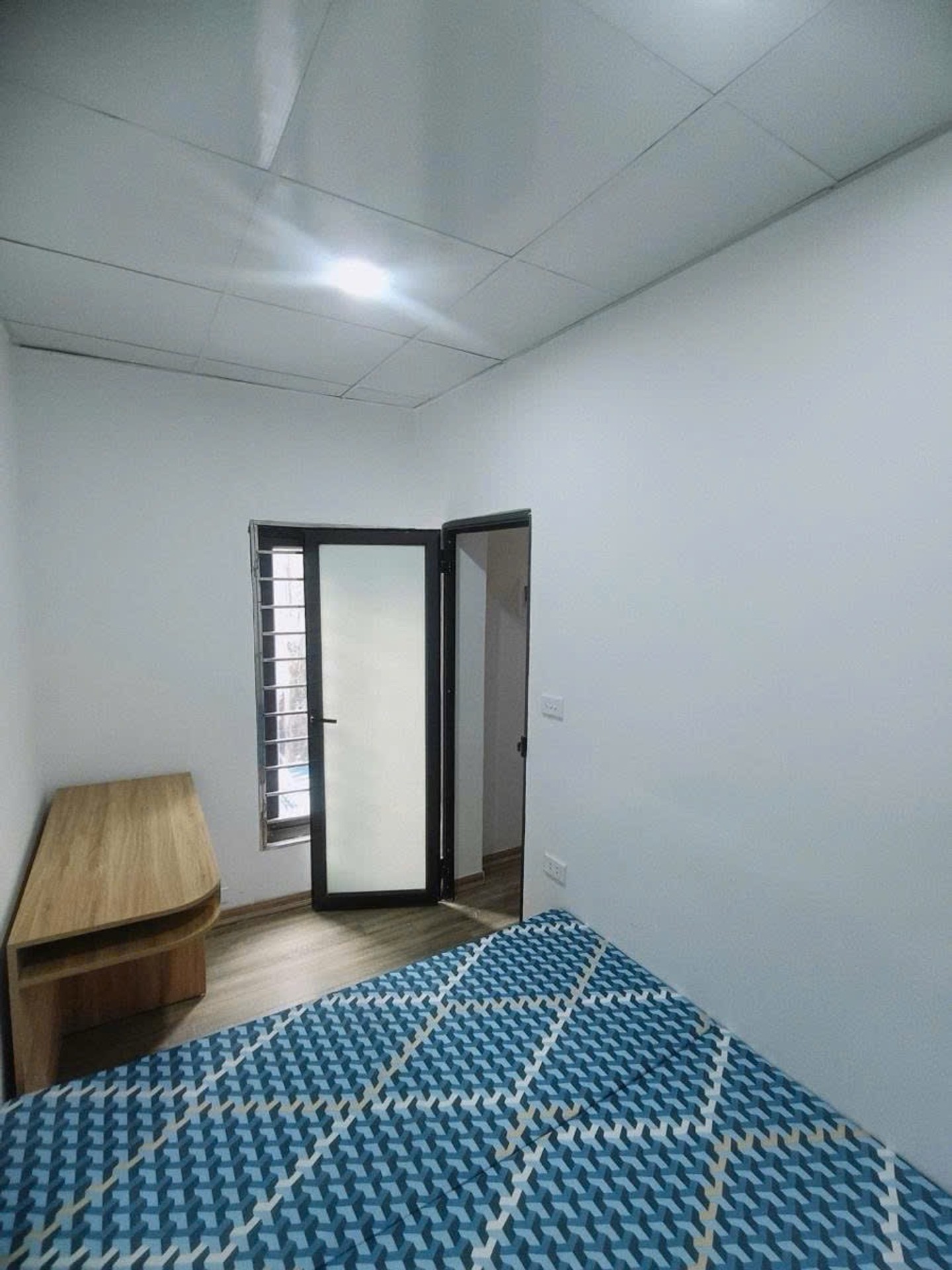 Bán nhà Yên Lạc - diện tích 50m2 2 tầng - nhà đẹp full nội thất - giá 4,6 tỷ