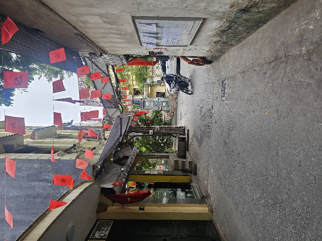 Bán nhà Đông Tác - diện tích 64m2 5 tầng - Ô tô vào nhà - giá 25,8 tỷ