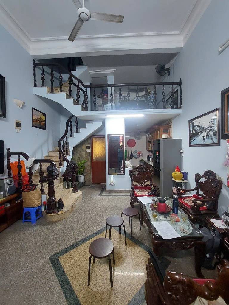 Bán nhà Đông Tác - diện tích 64m2 5 tầng - Ô tô vào nhà - giá 25,8 tỷ