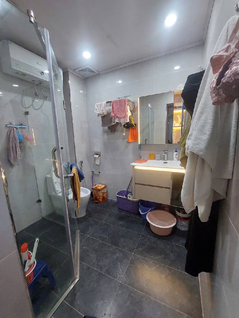 Bán nhà Đông Tác - diện tích 64m2 5 tầng - Ô tô vào nhà - giá 25,8 tỷ