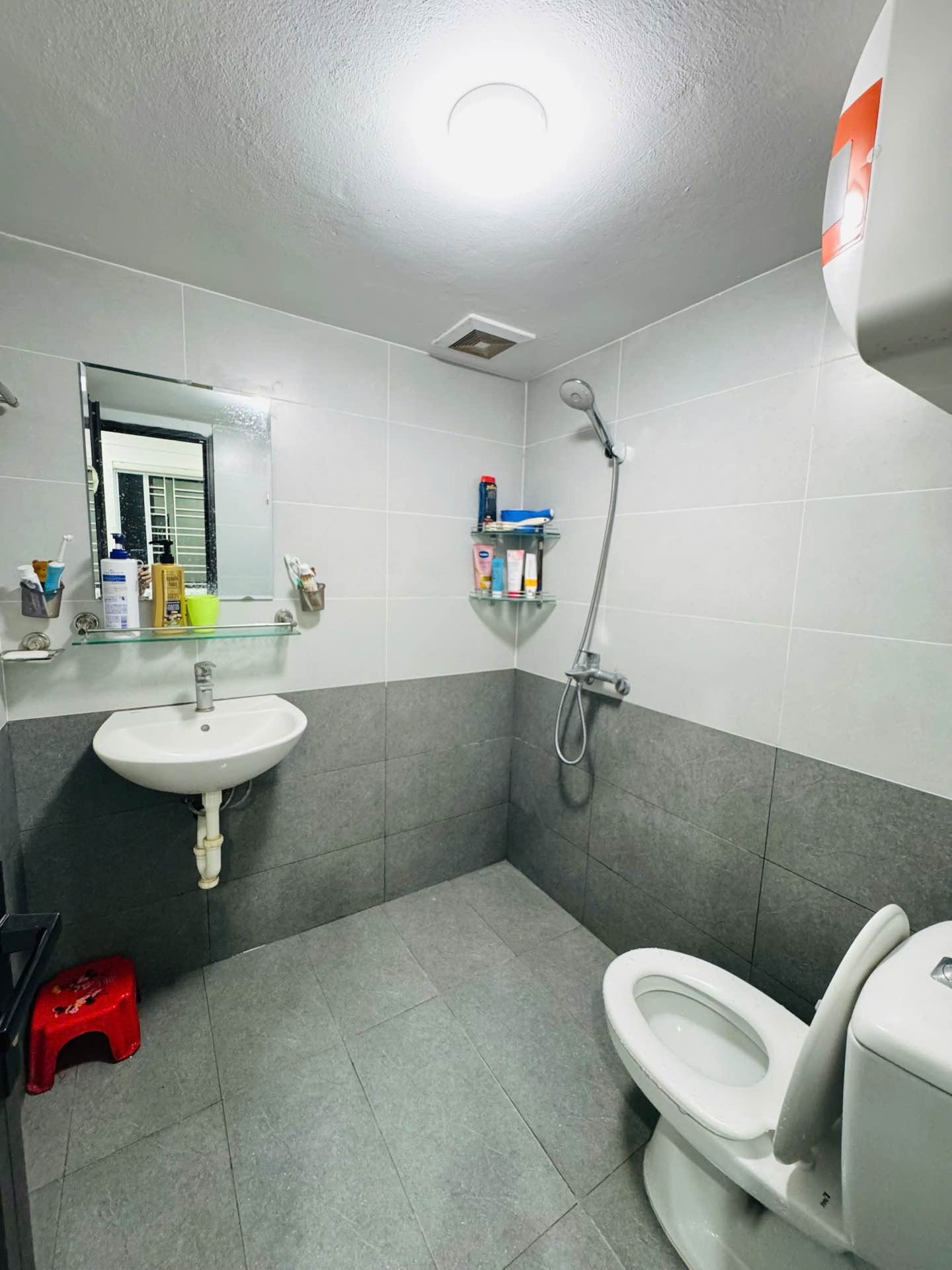 Bán nhà Nơ3 Linh đàm - diện tích 75m2 1 tầng - Ô tô đỗ sảnh - giá 6,26 tỷ