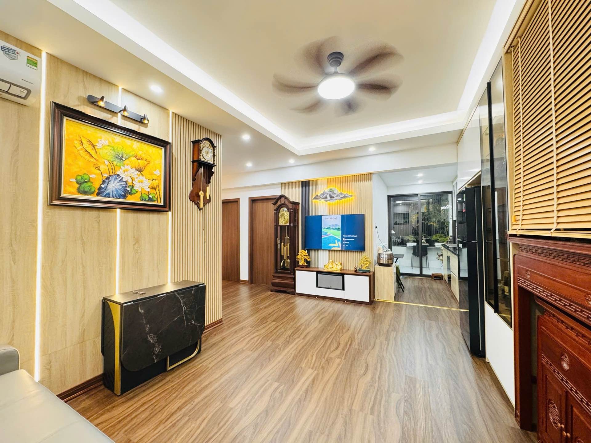 Bán nhà Nơ3 Linh đàm - diện tích 75m2 1 tầng - Ô tô đỗ sảnh - giá 6,26 tỷ