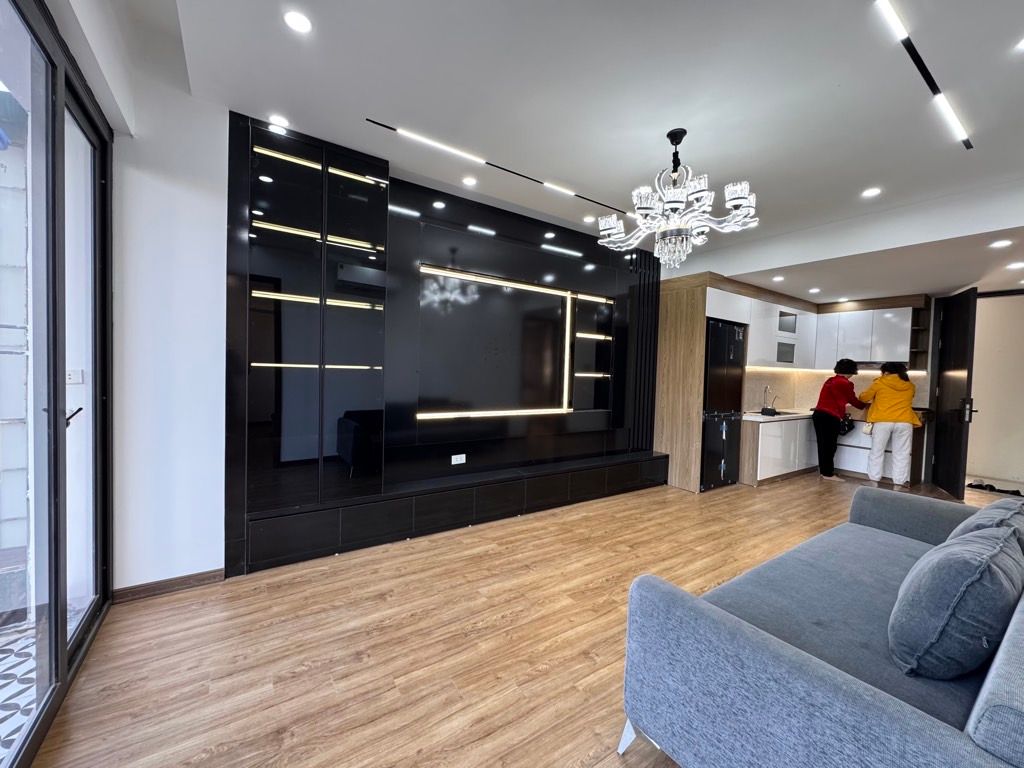 Bán nhà Tân Mai - diện tích 64m2 5 tầng - Lô góc thoáng vĩnh viễn - giá 5,35 tỷ