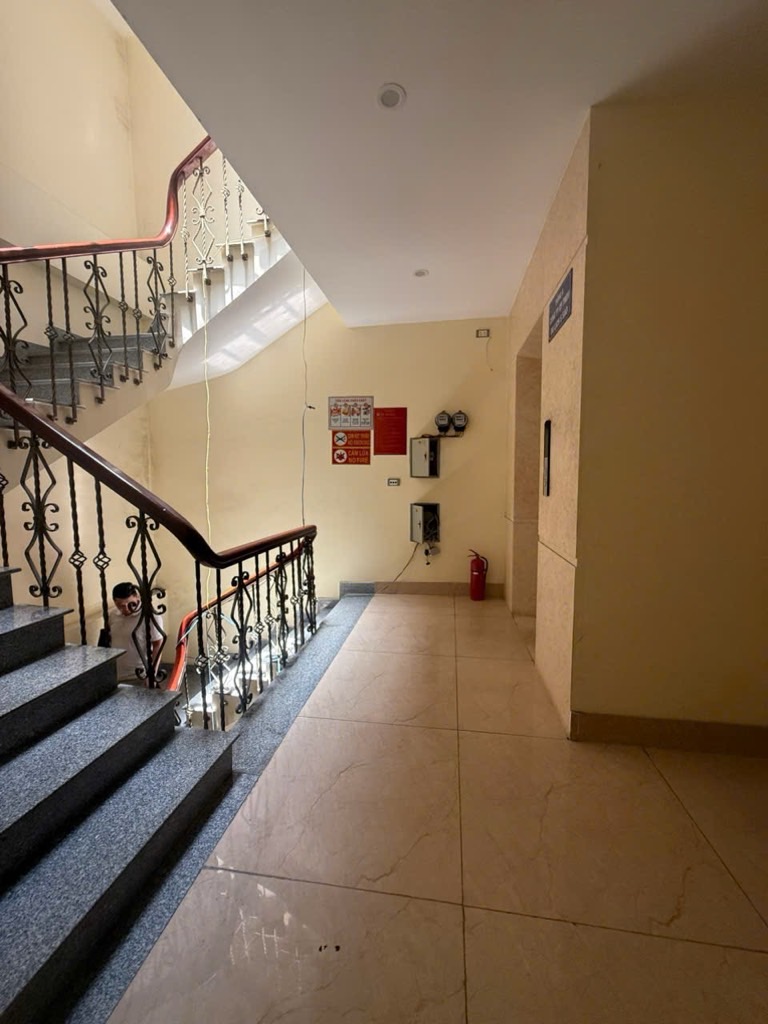 Bán nhà Lô 5B Khu ĐTM Trung Yên - diện tích 98,3m2 8 tầng - ô tô tránh - giá 56 tỷ