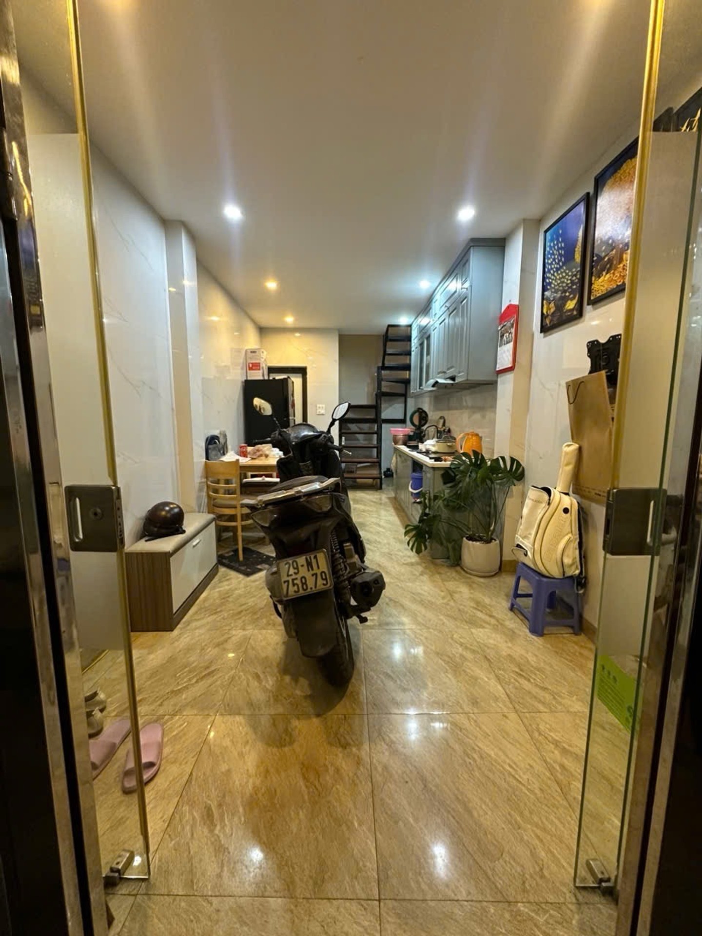 Bán nhà Ngõ Chùa Liên Phái - diện tích 19m2 3 tầng - Nhà ngõ thông, gần ô tô - giá 6,15 tỷ