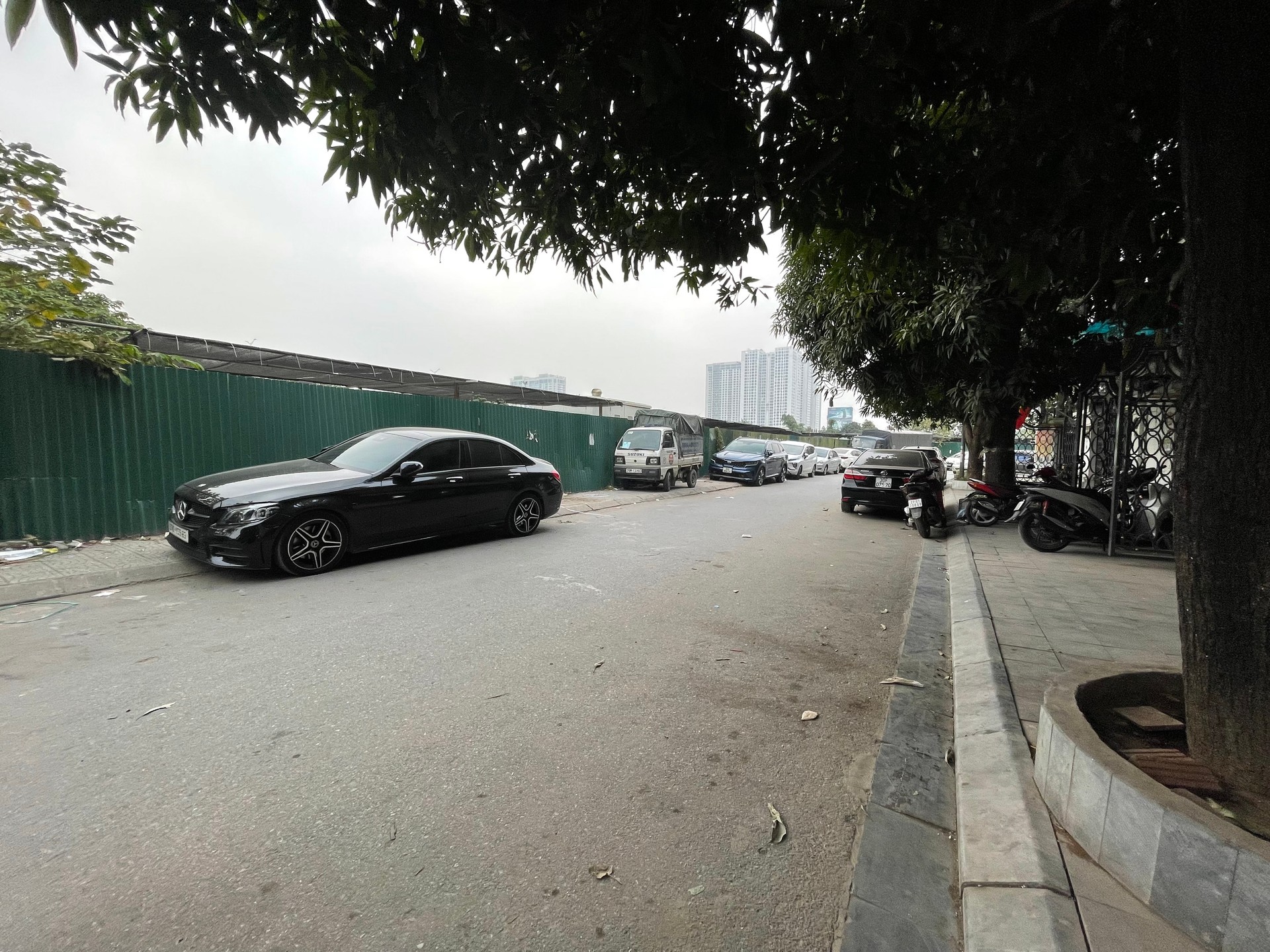 Bán nhà Đại Kim - diện tích 75m2 5 tầng - Ô tô tránh, kinh doanh - giá 28,5 tỷ