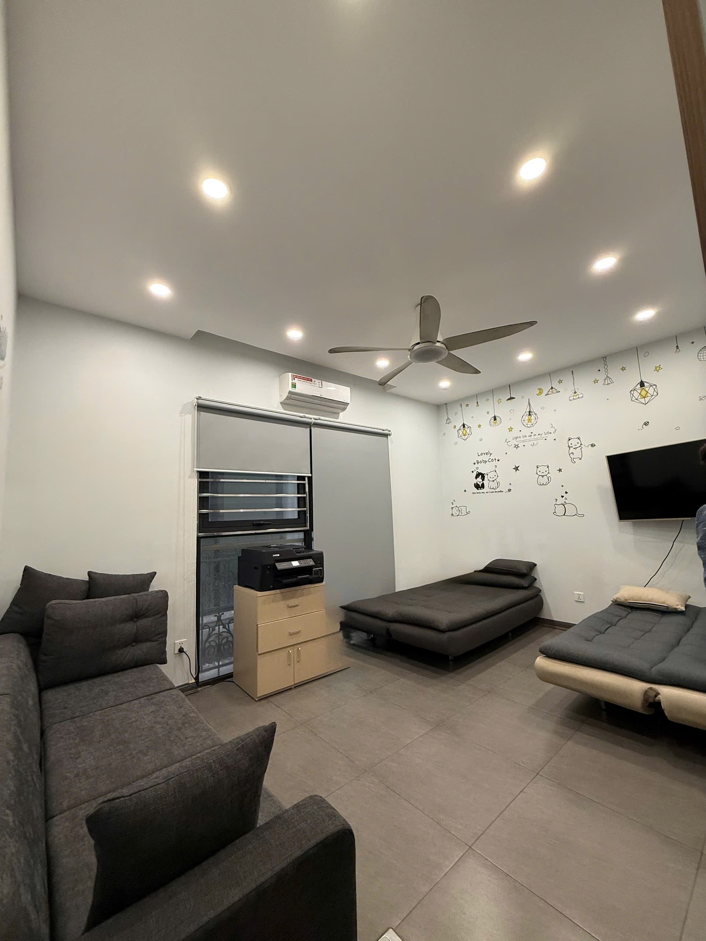 Bán nhà Đại Kim - diện tích 75m2 5 tầng - Ô tô tránh, kinh doanh - giá 28,5 tỷ