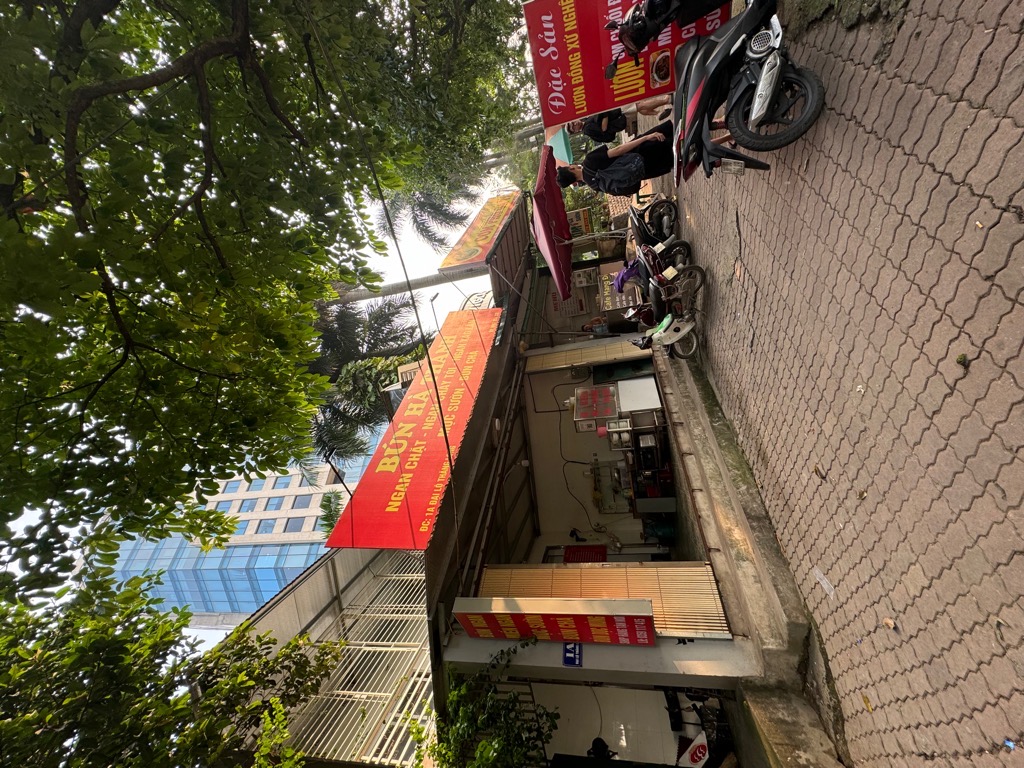 Bán nhà Đại Lộ Thăng Long - diện tích 150m2 1 tầng - Một mặt phố - một mặt ngõ ô tô tránh - giá 25,5 tỷ