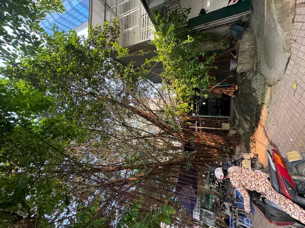 Bán nhà Đại Lộ Thăng Long - diện tích 150m2 1 tầng - Một mặt phố - một mặt ngõ ô tô tránh - giá 25,5 tỷ