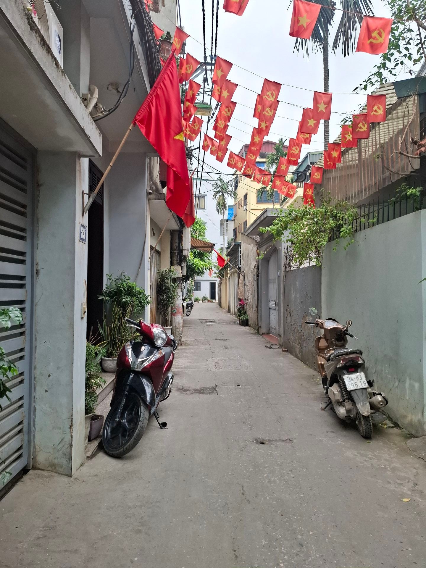 Bán nhà Lĩnh Nam - diện tích 75m2 1 tầng - ngõ thông - giá 9,8 tỷ