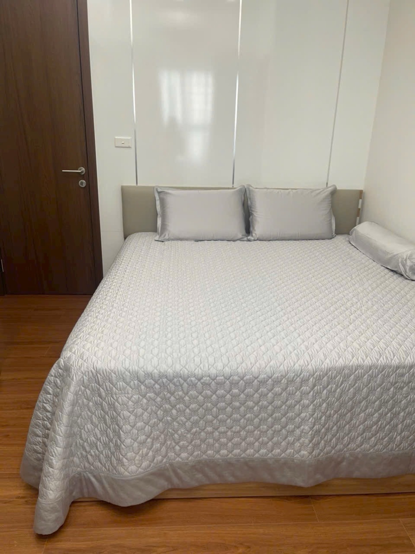 Bán nhà Nguyễn Xiển - diện tích 56m2 1 tầng - Căn góc thoáng sáng - giá 4,6 tỷ