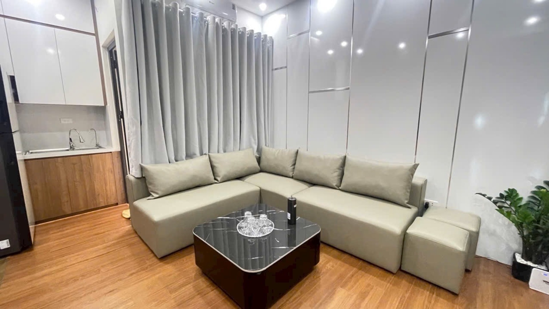 Bán nhà Nguyễn Xiển - diện tích 56m2 1 tầng - Căn góc thoáng sáng - giá 4,6 tỷ