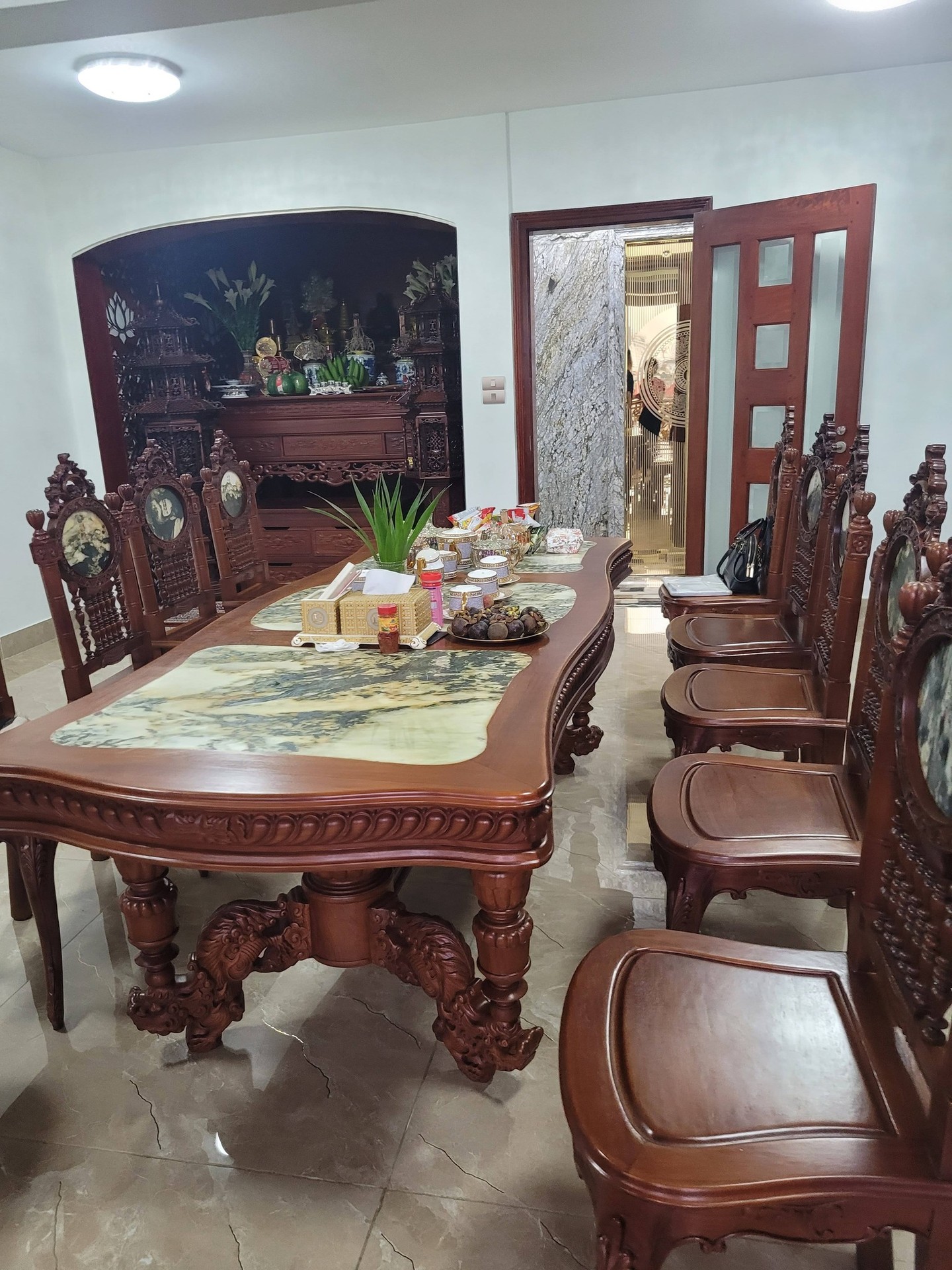 Bán nhà Thọ Lão - diện tích 56m2 7 tầng - Mặt phố khu vực trung tâm - giá 34,5 tỷ