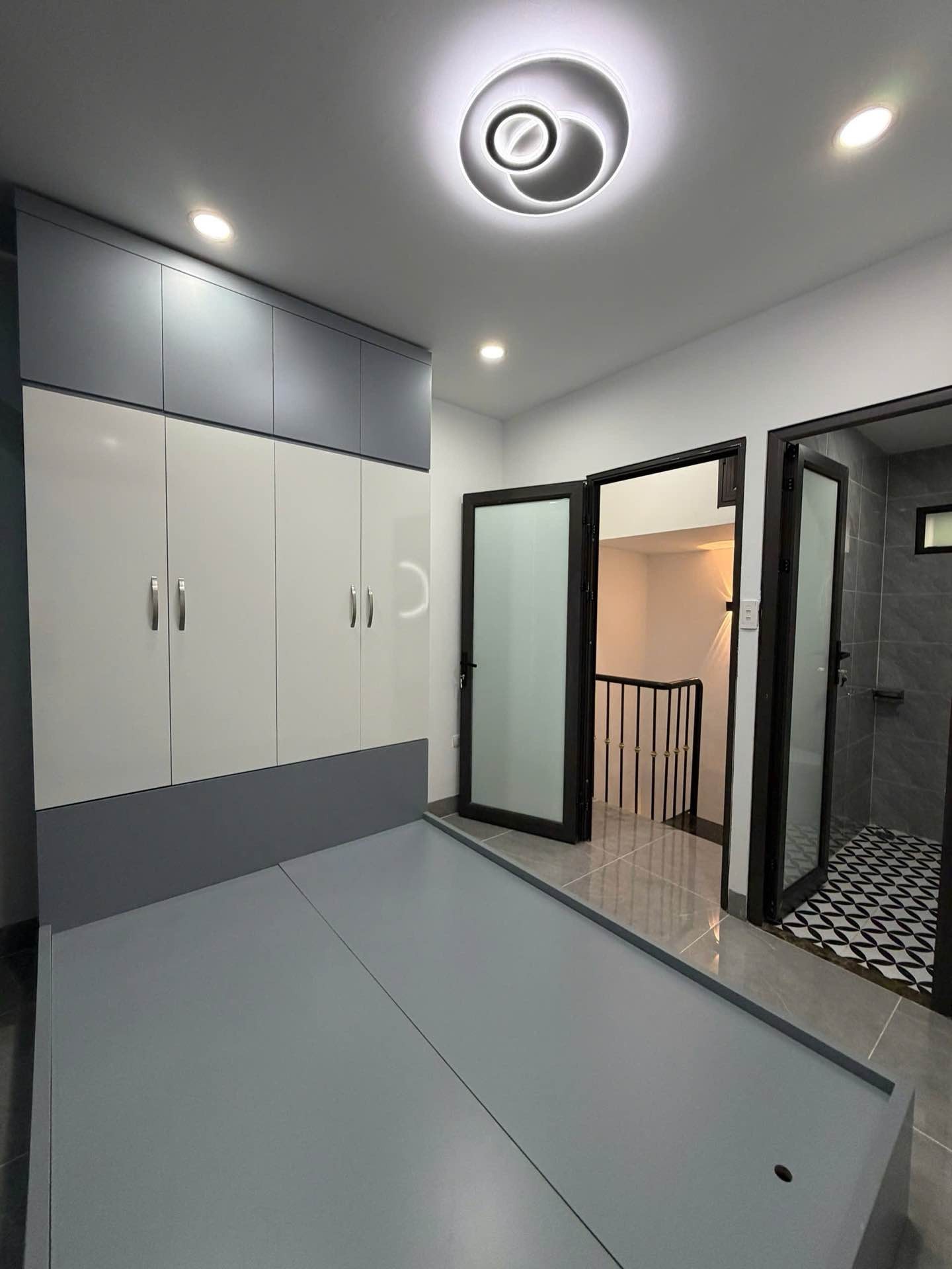 Bán nhà Vĩnh Hưng - diện tích 18m2 3 tầng - Nhà đẹp ở ngay - giá 1,65 tỷ