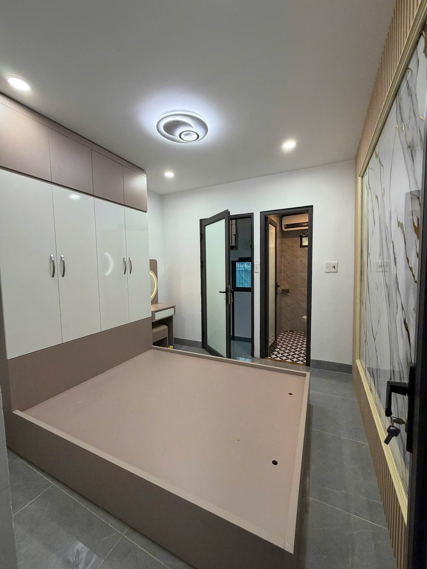 Bán nhà Vĩnh Hưng - diện tích 18m2 3 tầng - Nhà đẹp ở ngay - giá 1,65 tỷ