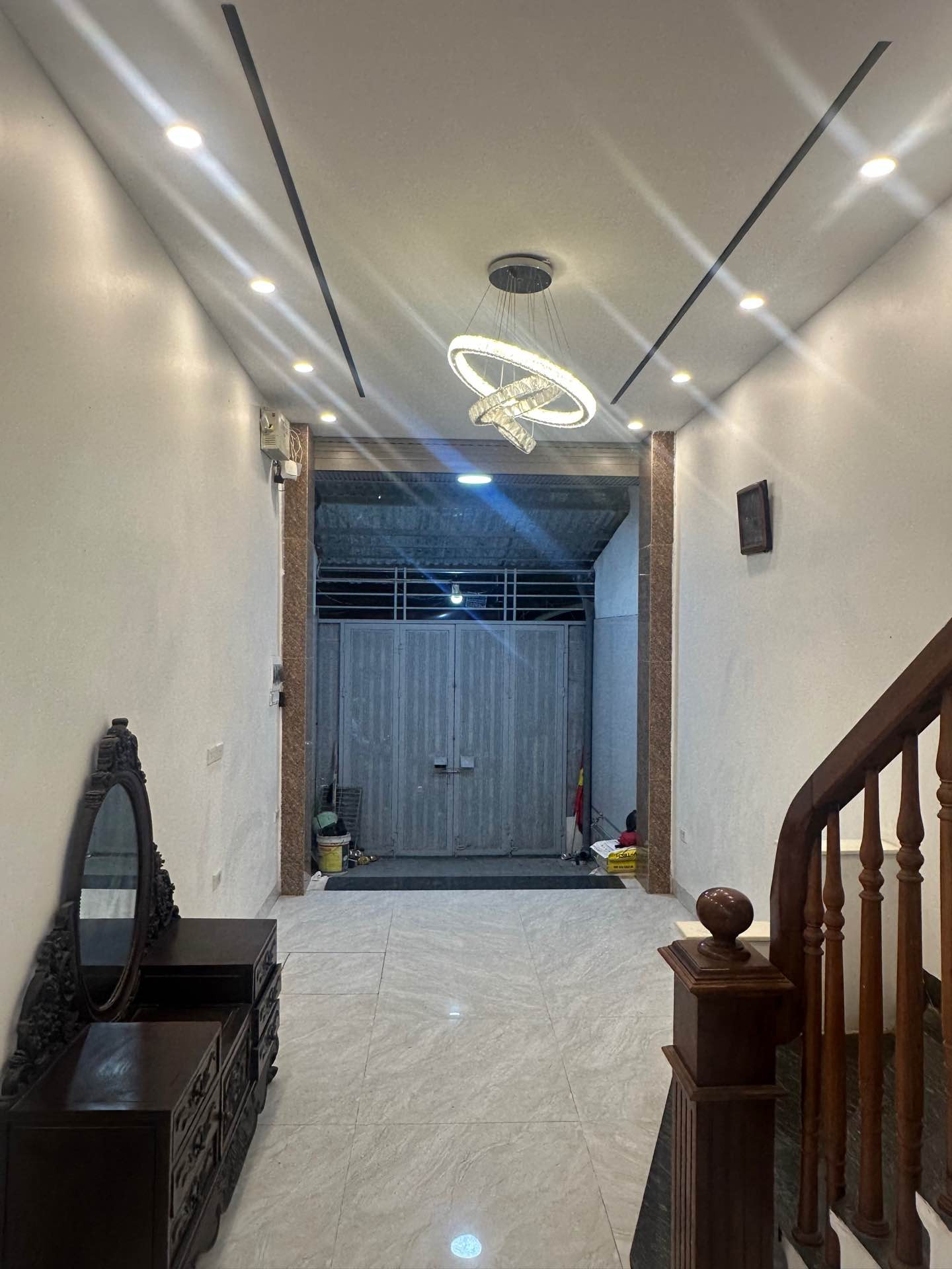 Bán nhà Chùa Vua - diện tích 47m2 4 tầng - Ngõ thông kinh doanh - giá 12,2 tỷ