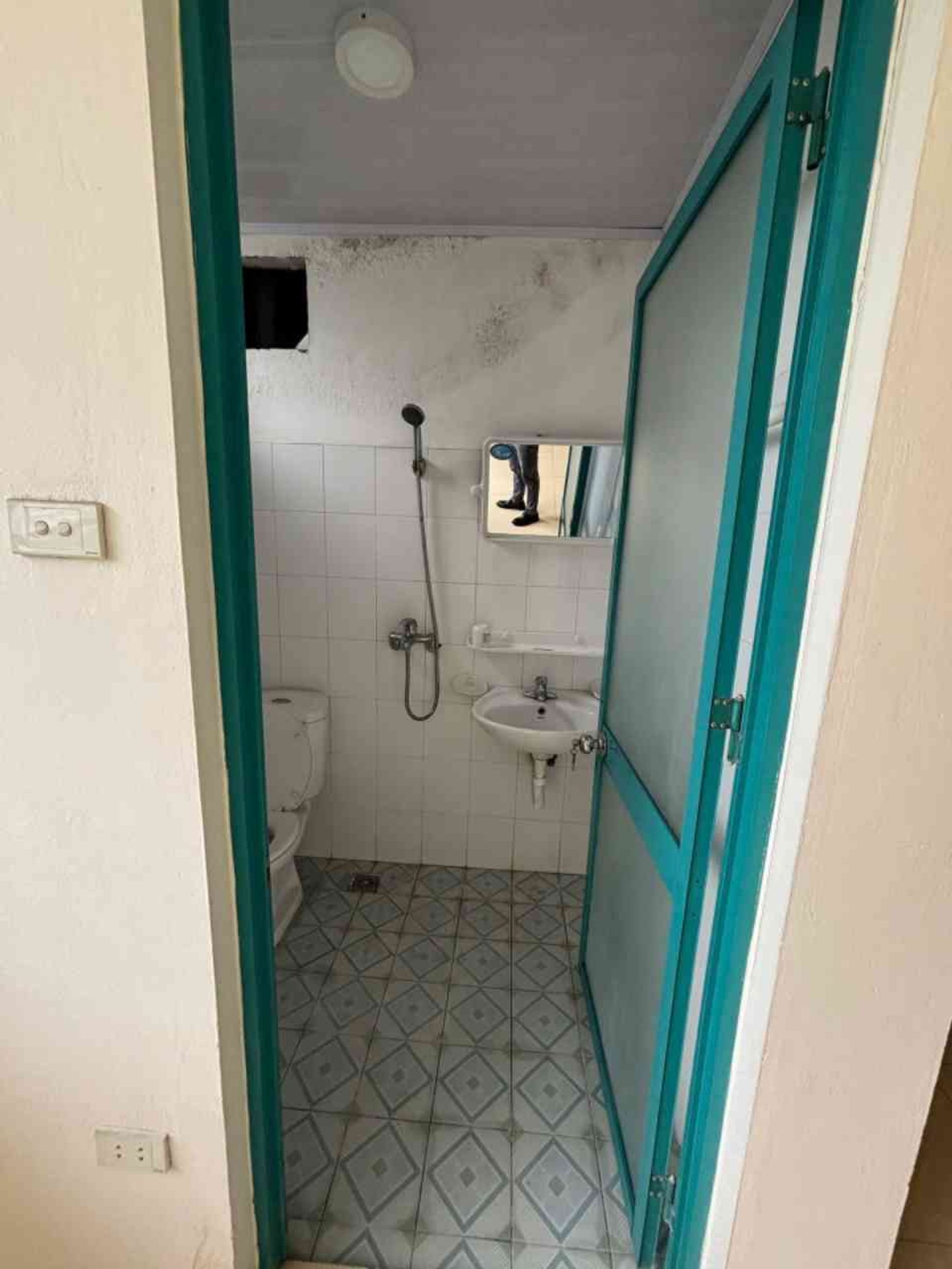 Bán nhà Hoàng Văn Thụ - diện tích 68m2 1 tầng - Căn hộ CT2 HỒ VĨNH HOÀNG - giá 4,4 tỷ