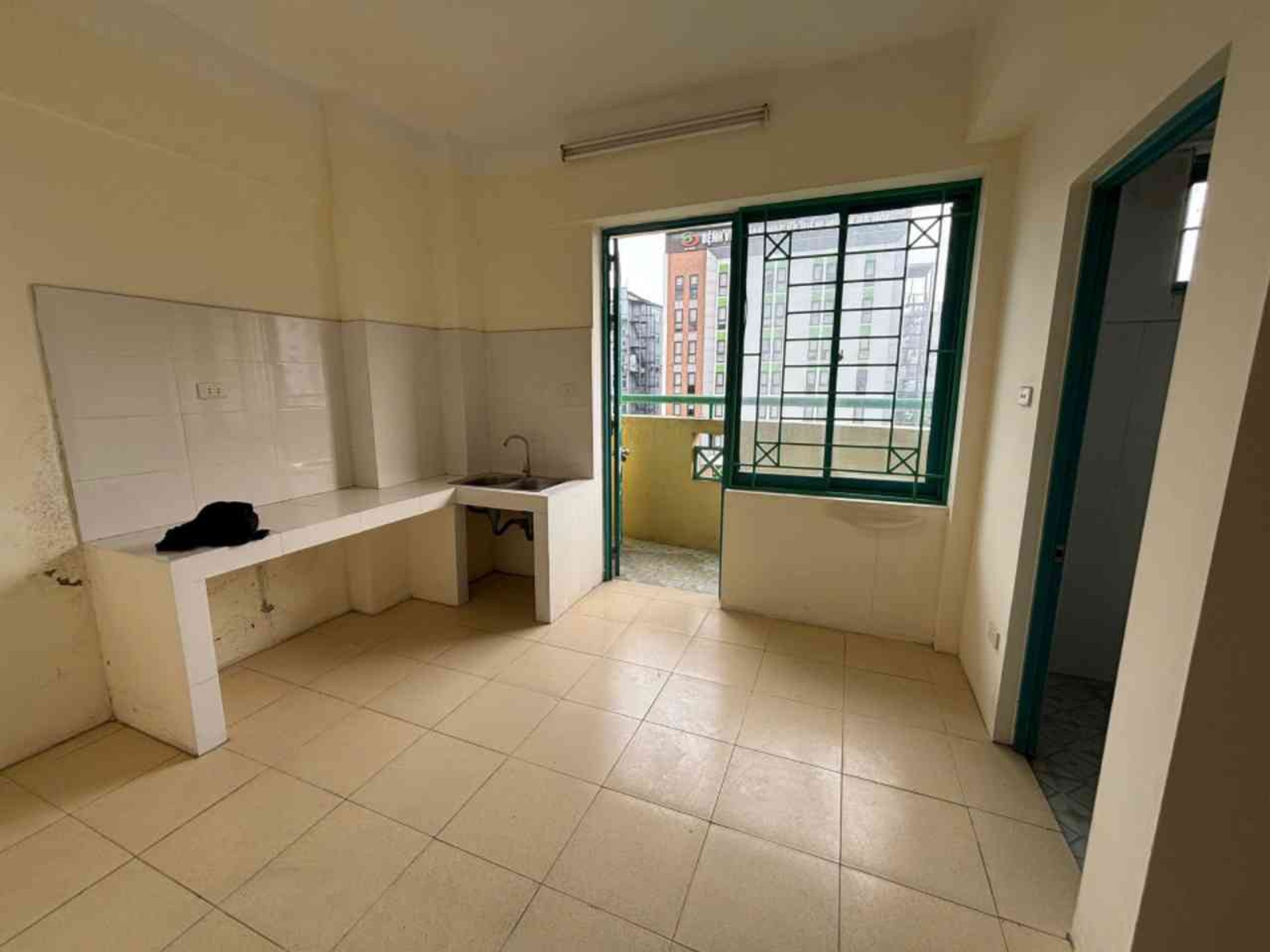 Bán nhà Hoàng Văn Thụ - diện tích 68m2 1 tầng - Căn hộ CT2 HỒ VĨNH HOÀNG - giá 4,4 tỷ