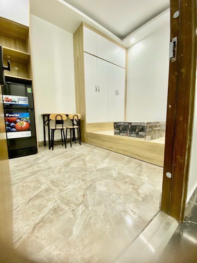 Bán nhà Quan Nhân - diện tích 105m2 7 tầng - Căn hộ dịch vụ dòng tiền ~ 150TR/tháng - giá 26,9 tỷ