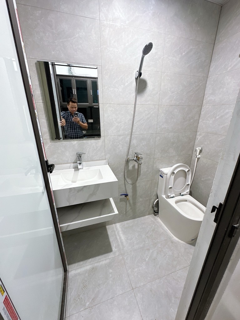 Bán nhà Quan Nhân - diện tích 105m2 7 tầng - Căn hộ dịch vụ dòng tiền ~ 150TR/tháng - giá 26,9 tỷ