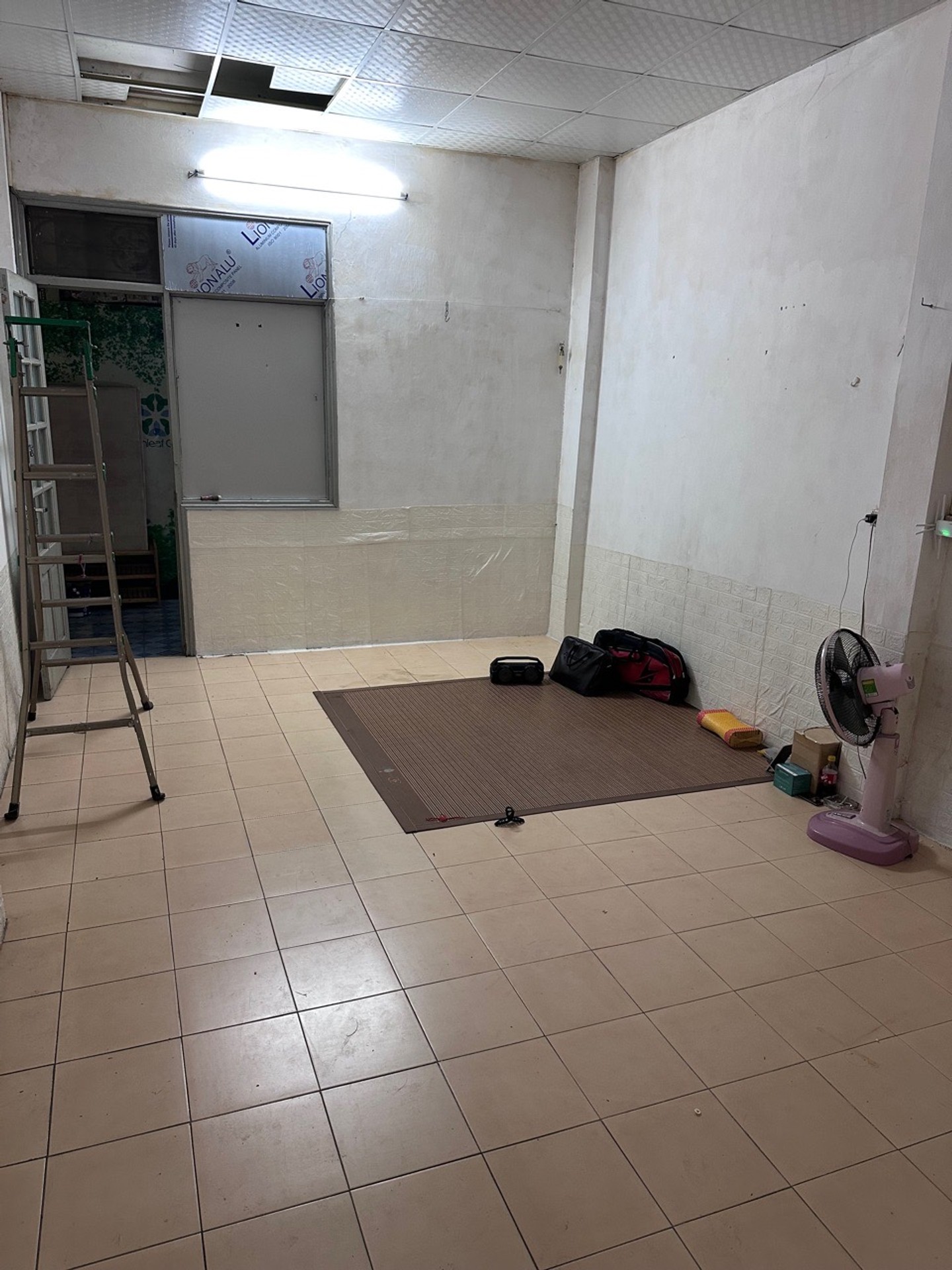 Bán nhà Vũ Trọng Phụng - diện tích 55m2 3 tầng - 2 Thoáng - giá 13,9 tỷ