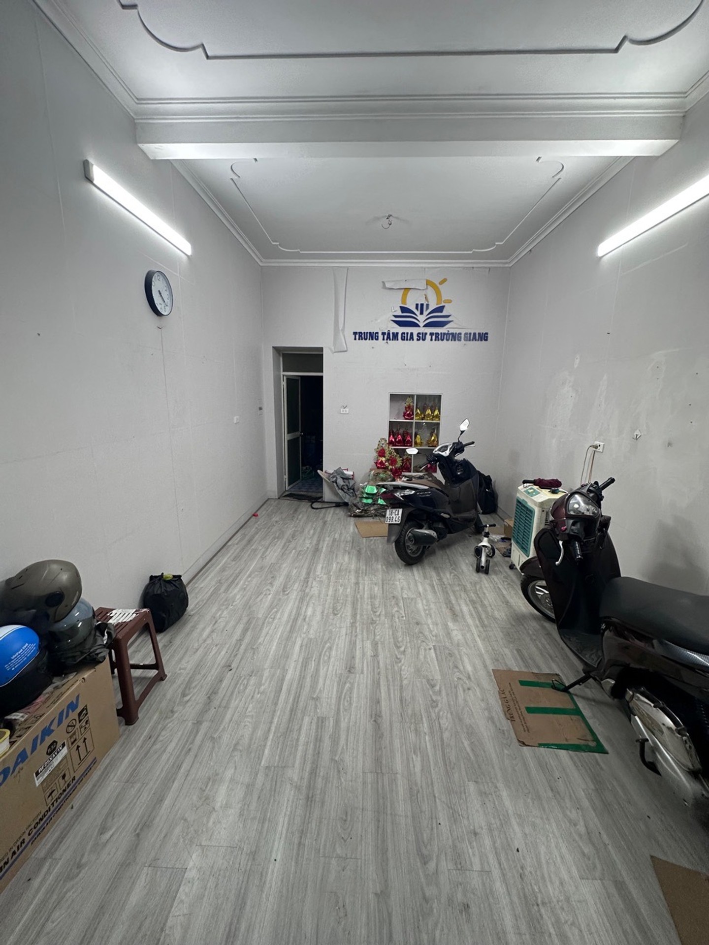 Bán nhà Vũ Trọng Phụng - diện tích 55m2 3 tầng - 2 Thoáng - giá 13,9 tỷ