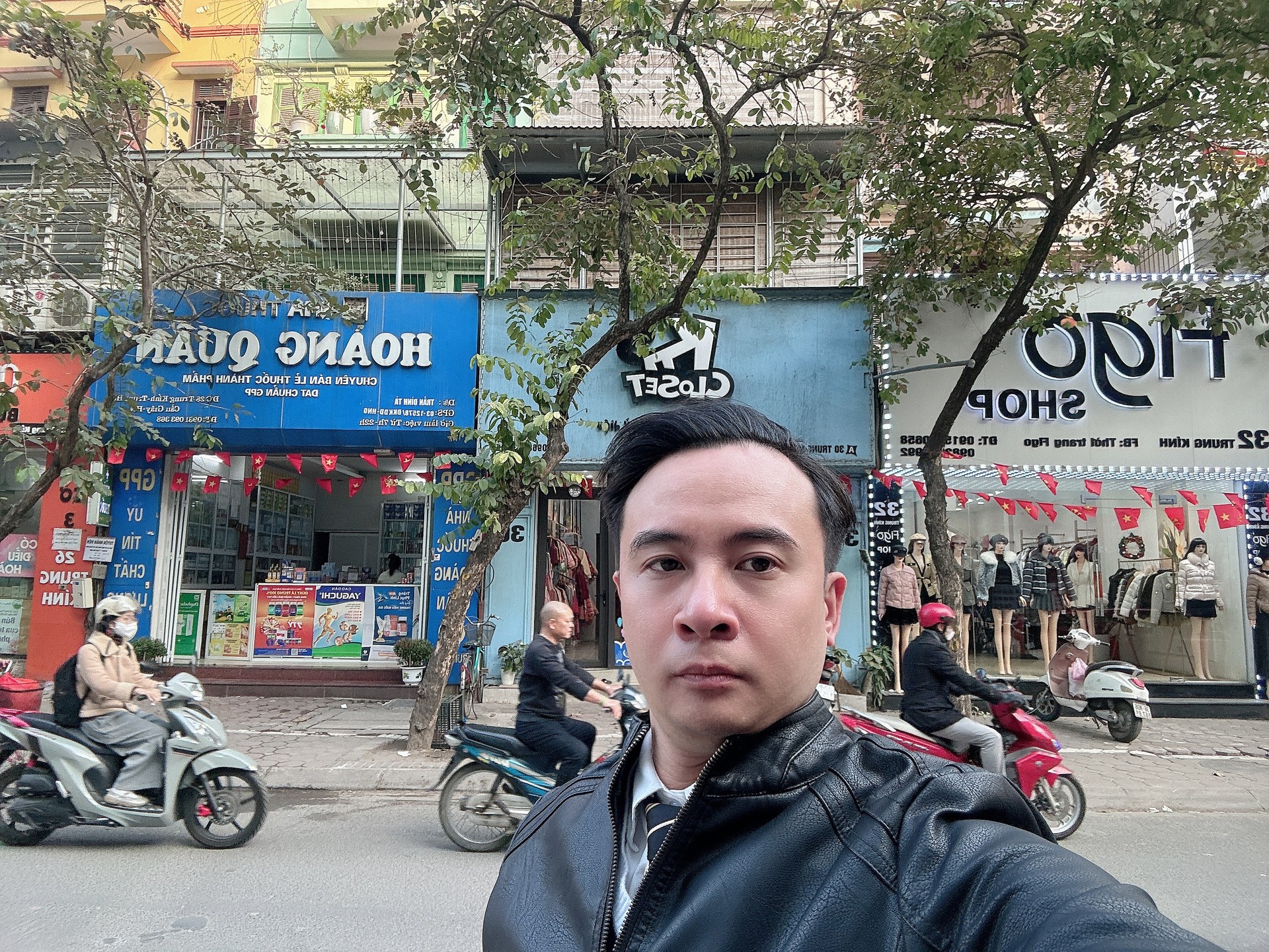 Bán nhà Trung Kính - diện tích 87.1m2 5 tầng - mặt phố kinh doanh đỉnh - giá 56 tỷ