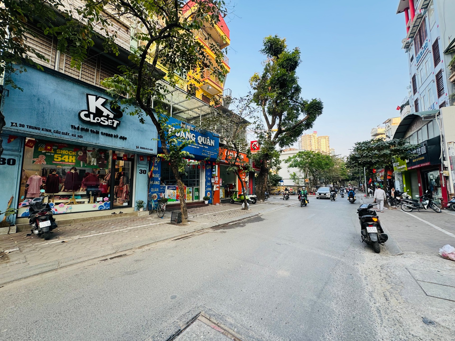 Bán nhà Trung Kính - diện tích 87.1m2 5 tầng - mặt phố kinh doanh đỉnh - giá 56 tỷ