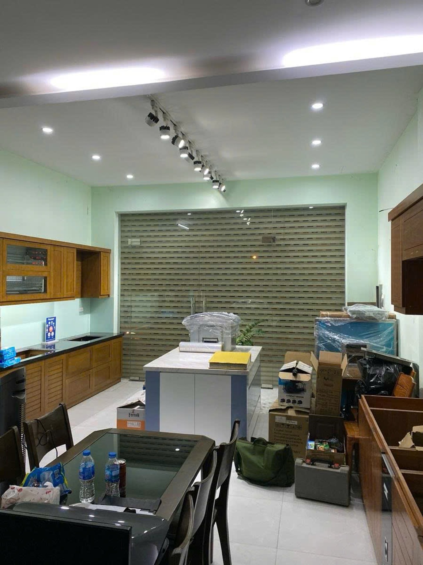 Bán nhà Trung Kính - diện tích 87.1m2 5 tầng - mặt phố kinh doanh đỉnh - giá 56 tỷ