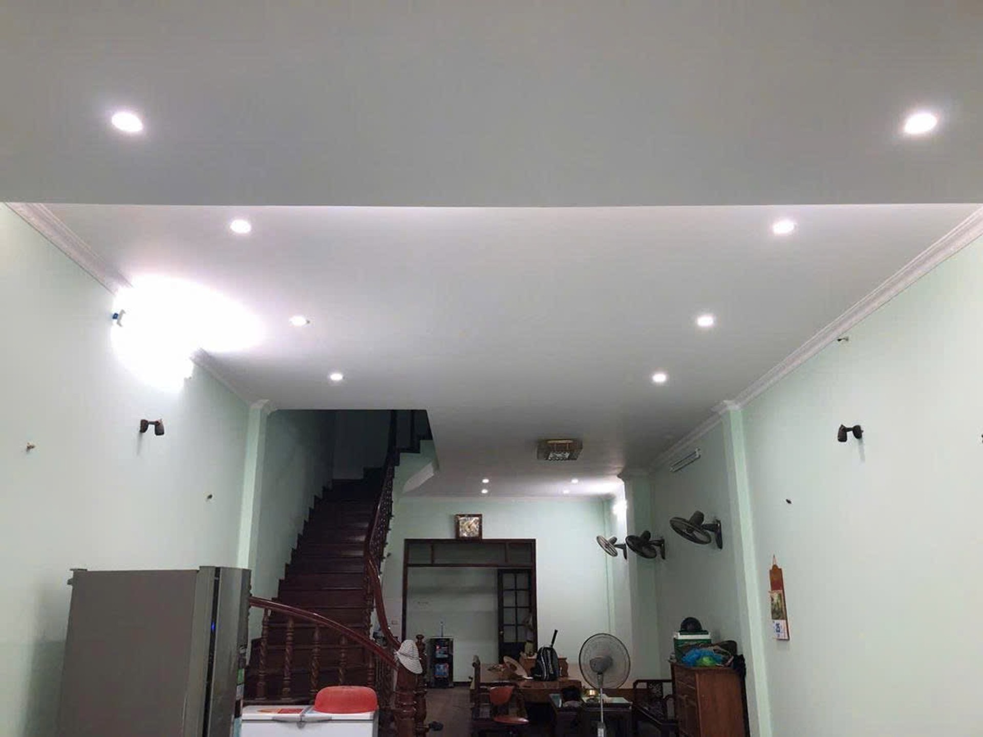 Bán nhà Trung Kính - diện tích 87.1m2 5 tầng - mặt phố kinh doanh đỉnh - giá 56 tỷ