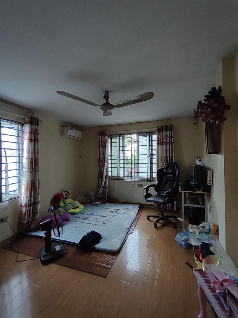 Bán nhà Định Công Hạ - diện tích 24m2 5 tầng - Lô góc, mặt phố - giá 3,2 tỷ
