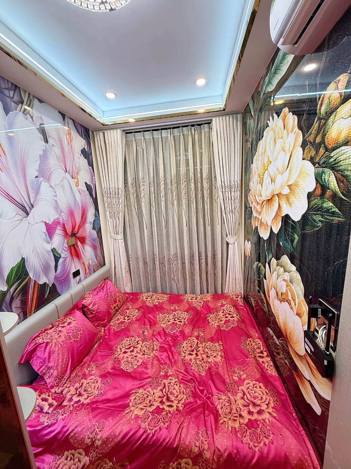 Bán nhà Chùa Quỳnh - diện tích 32m2 5 tầng - Ô tô tránh - giá 12,9 tỷ