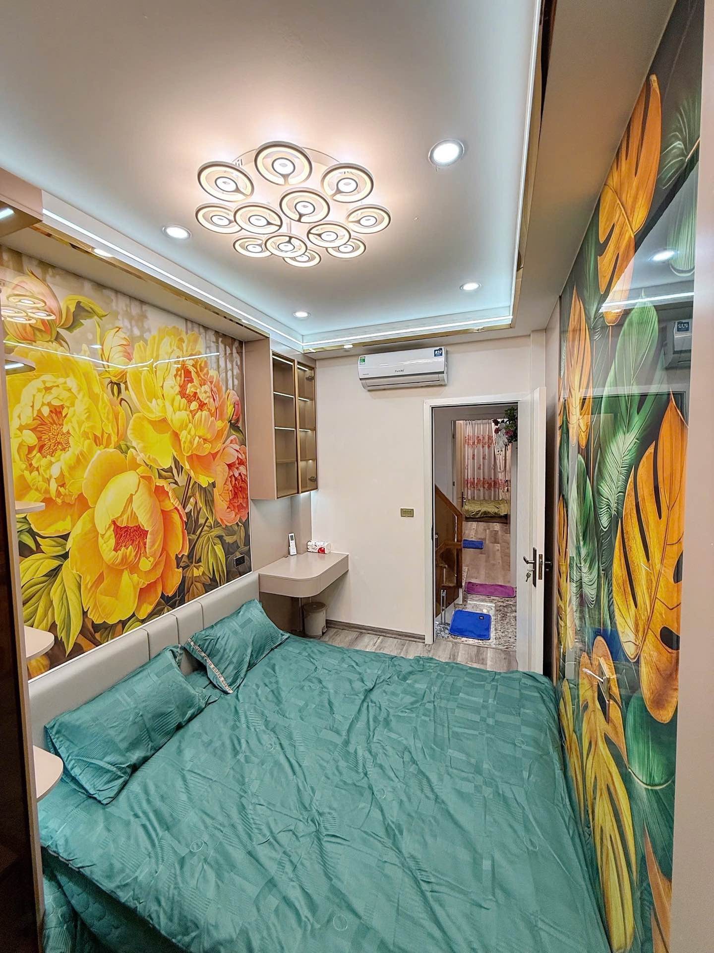 Bán nhà Chùa Quỳnh - diện tích 32m2 5 tầng - Ô tô tránh - giá 12,9 tỷ