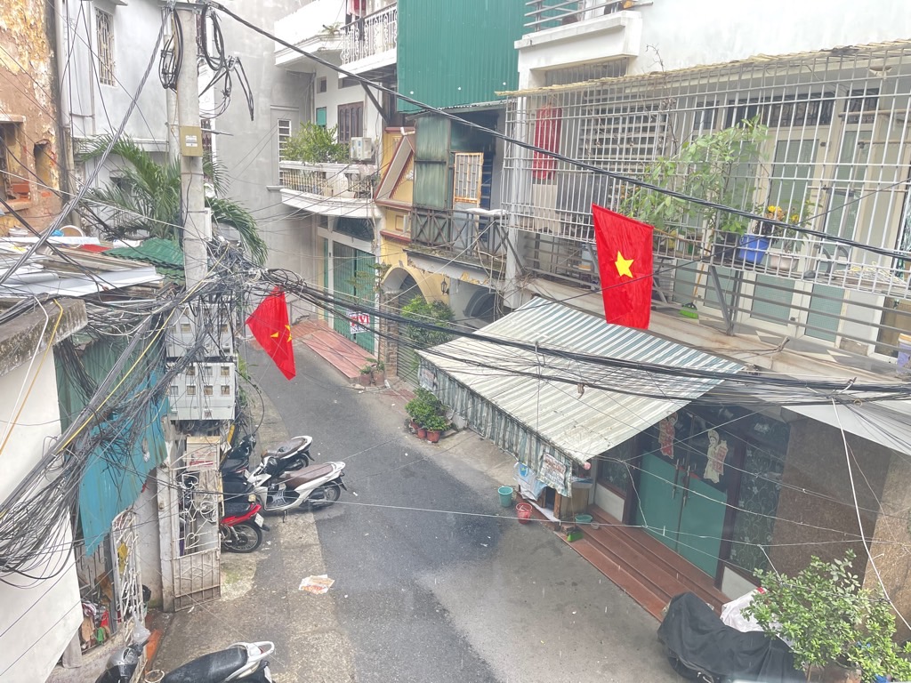 Bán nhà Khu TT Hồng Hà - diện tích 80m2 3 tầng - Lô góc, ô tô đỗ cửa - giá 7,3 tỷ