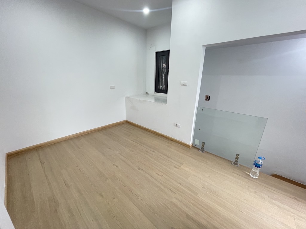 Bán nhà Khu TT Hồng Hà - diện tích 80m2 3 tầng - Lô góc, ô tô đỗ cửa - giá 7,3 tỷ