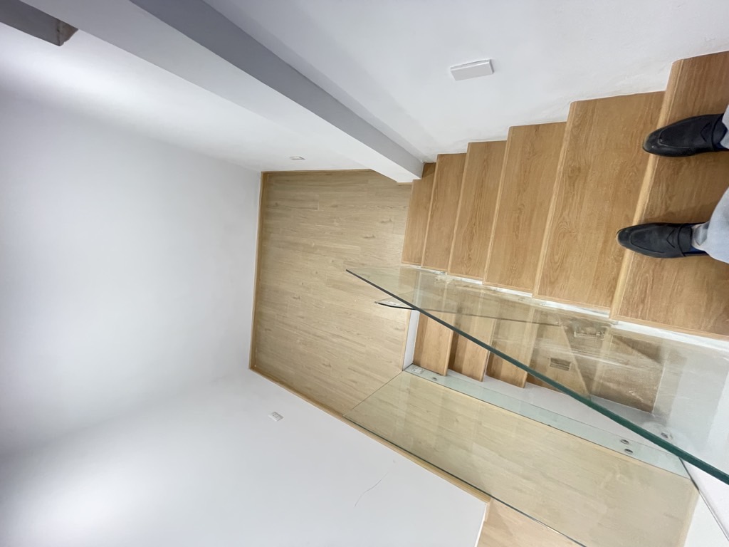 Bán nhà Khu TT Hồng Hà - diện tích 80m2 3 tầng - Lô góc, ô tô đỗ cửa - giá 7,3 tỷ