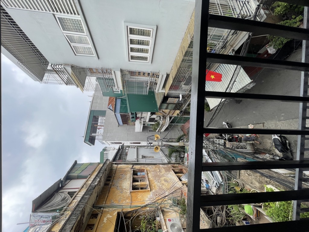 Bán nhà Khu TT Hồng Hà - diện tích 80m2 3 tầng - Lô góc, ô tô đỗ cửa - giá 7,3 tỷ