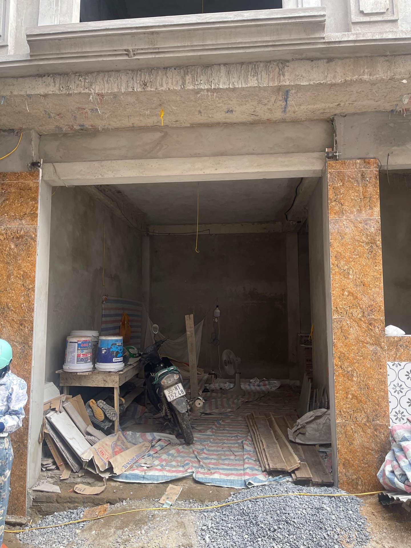 Bán nhà Kim Ngưu - diện tích 30m2 5 tầng - thang máy - giá 9,6 tỷ
