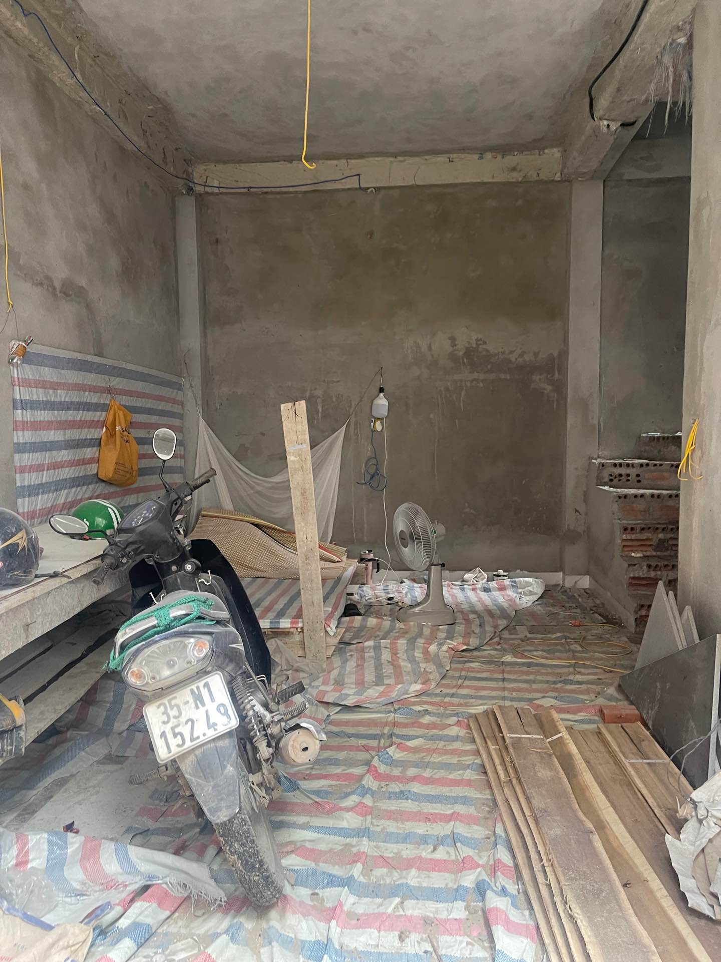 Bán nhà Kim Ngưu - diện tích 30m2 5 tầng - thang máy - giá 9,6 tỷ