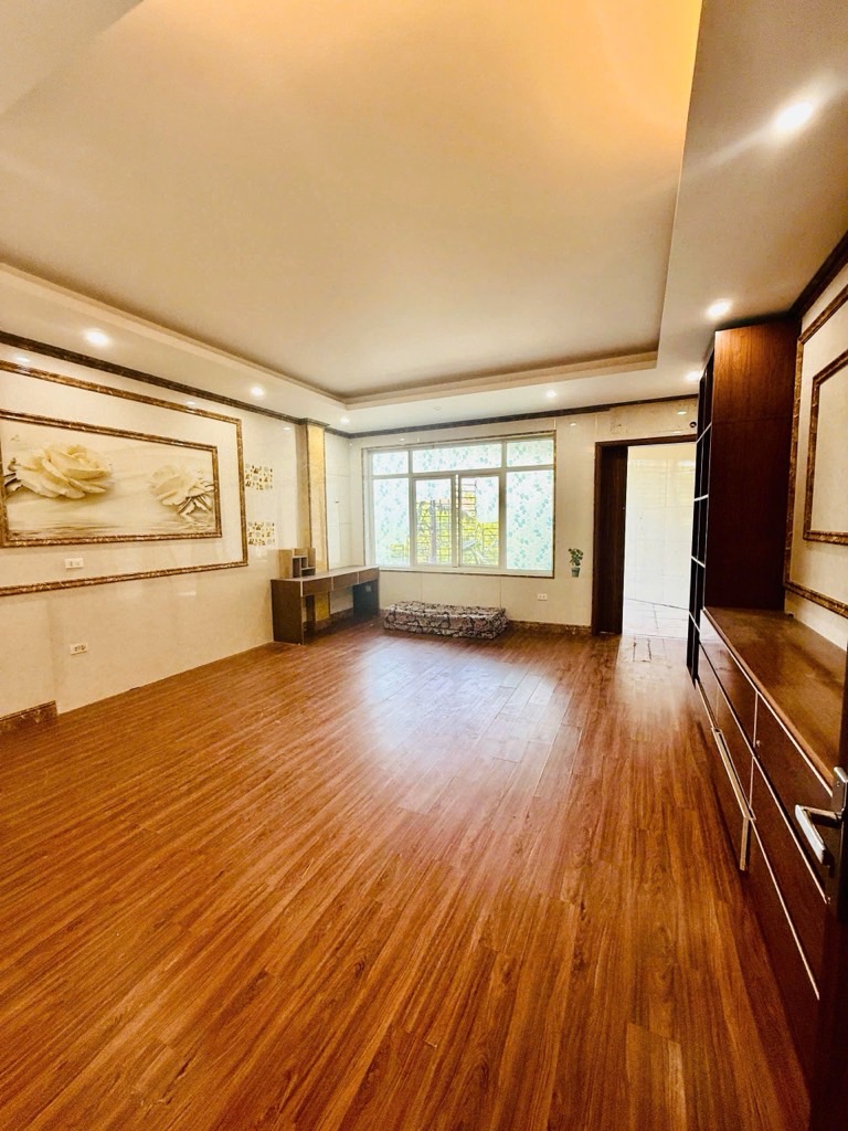 Bán nhà Miếu Đầm - diện tích 154.4m2 6 tầng - 2 mặt thoáng - giá 64 tỷ